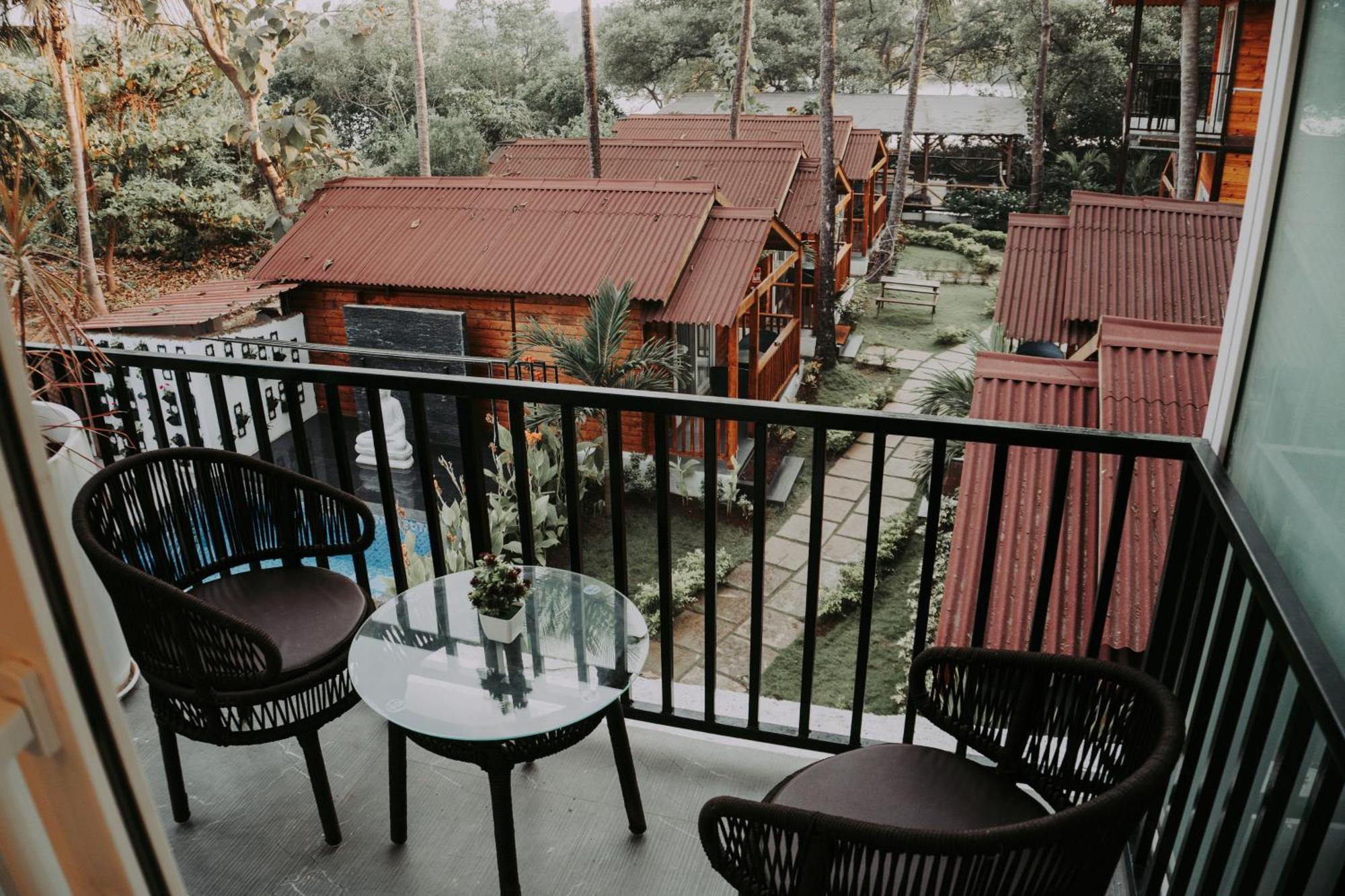 Tranquill Riverside Luxury Cottages With Bathtub, Candolim Eksteriør billede