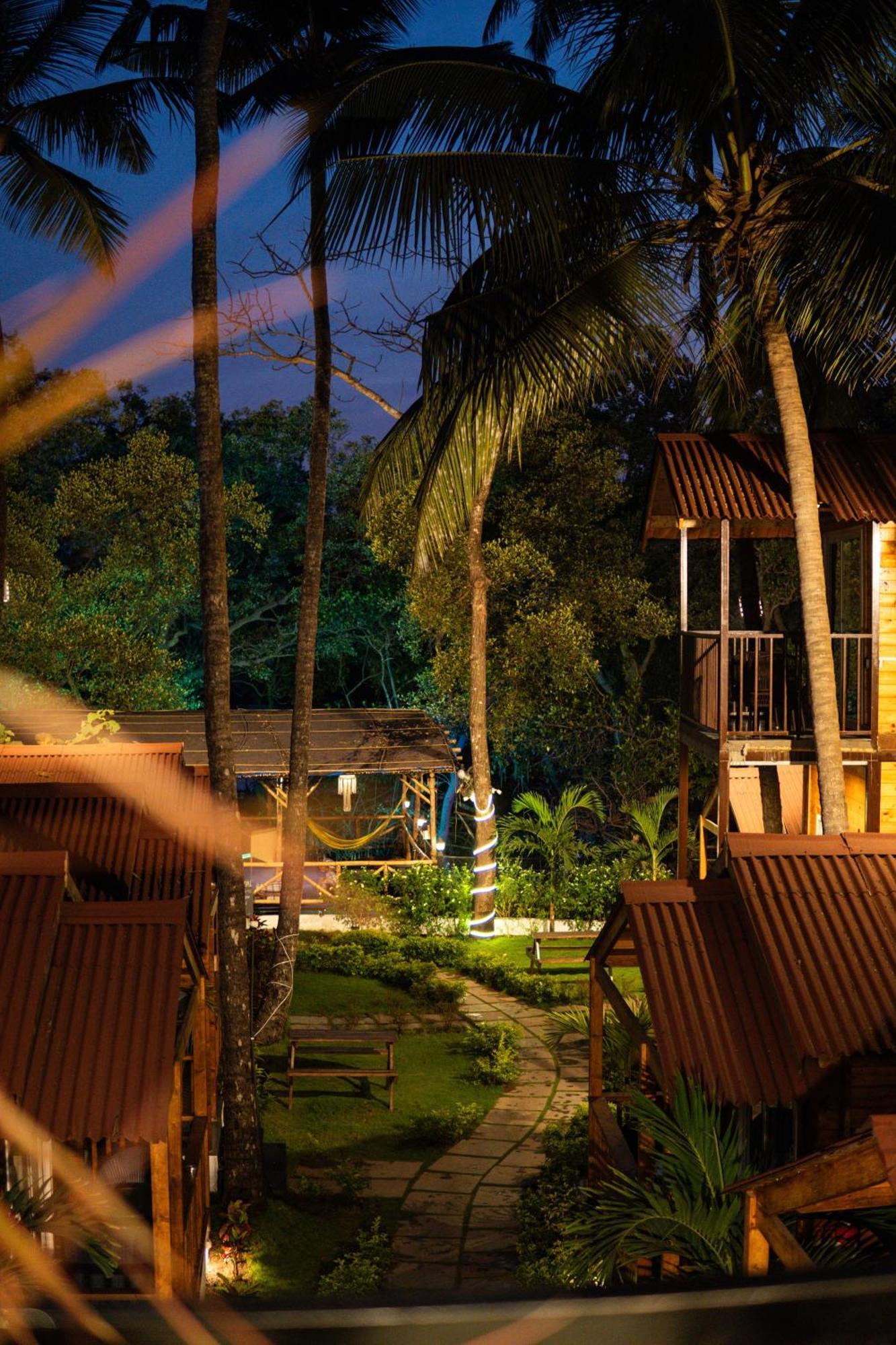 Tranquill Riverside Luxury Cottages With Bathtub, Candolim Eksteriør billede
