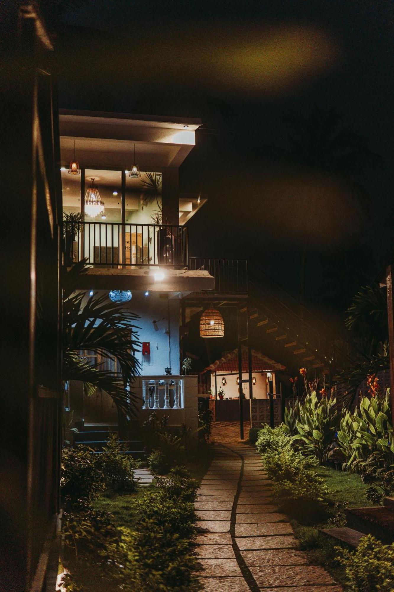 Tranquill Riverside Luxury Cottages With Bathtub, Candolim Eksteriør billede