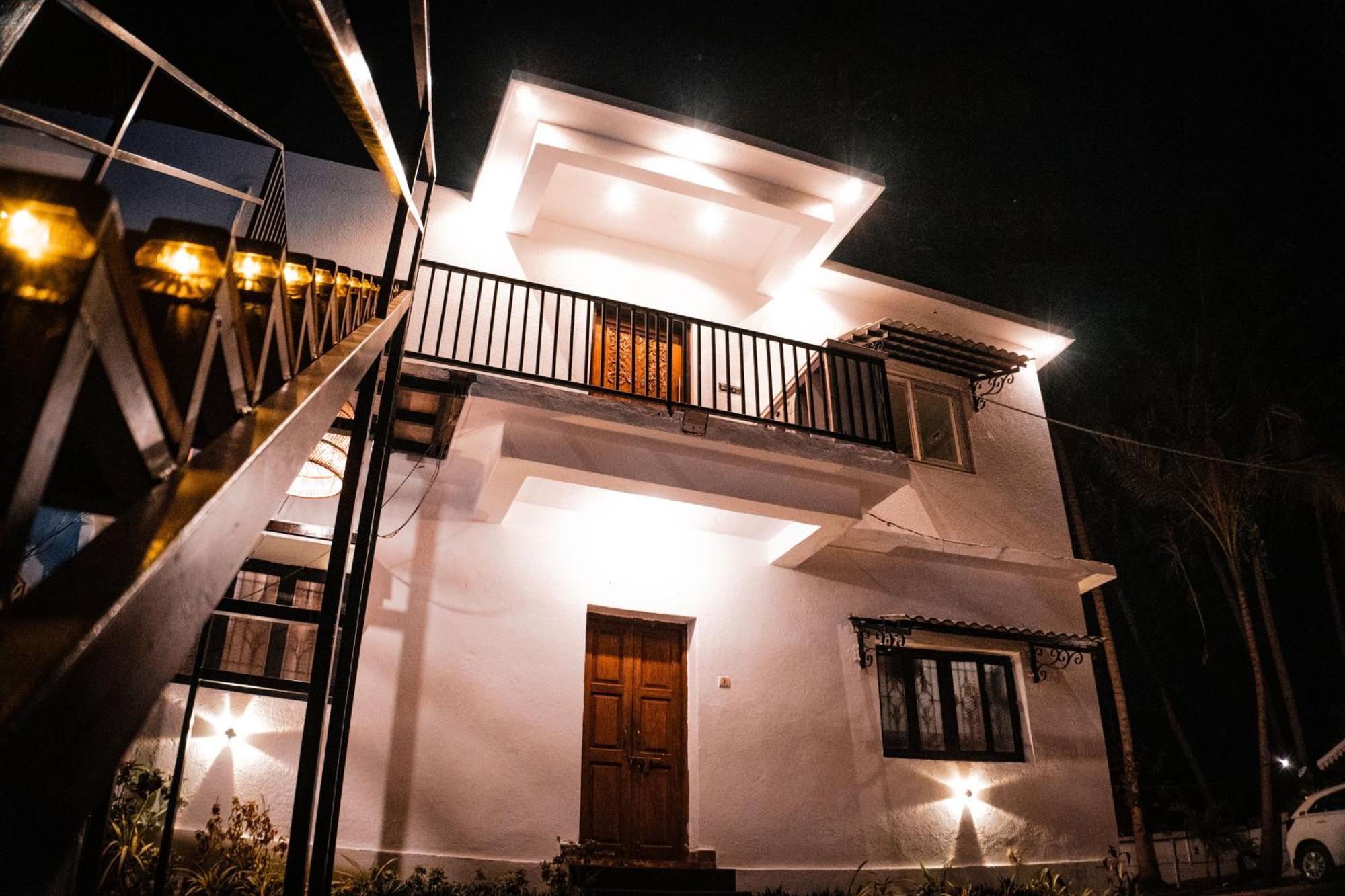 Tranquill Riverside Luxury Cottages With Bathtub, Candolim Eksteriør billede