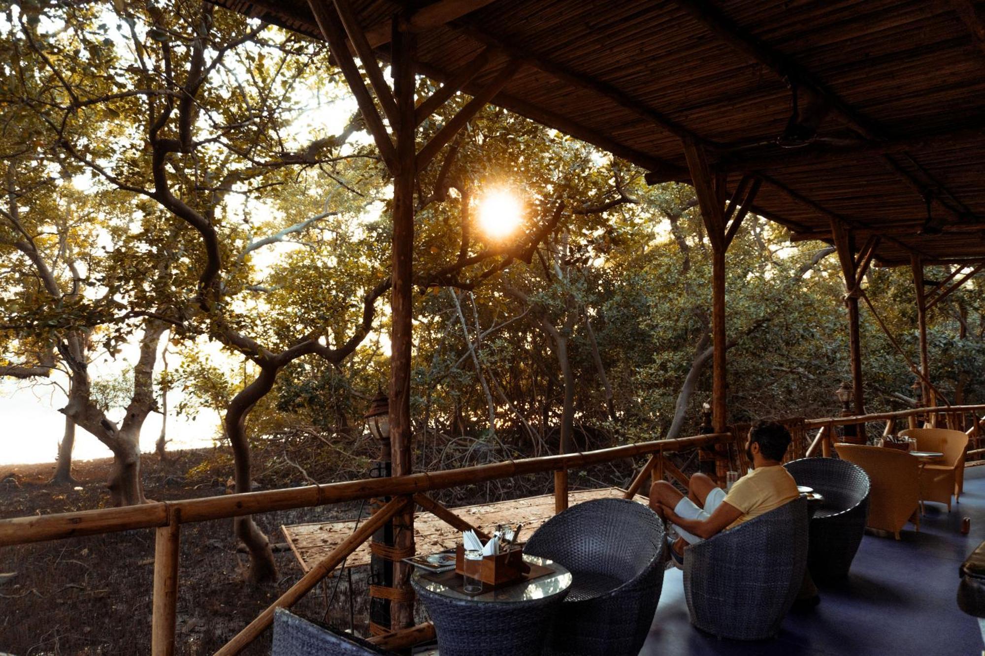 Tranquill Riverside Luxury Cottages With Bathtub, Candolim Eksteriør billede
