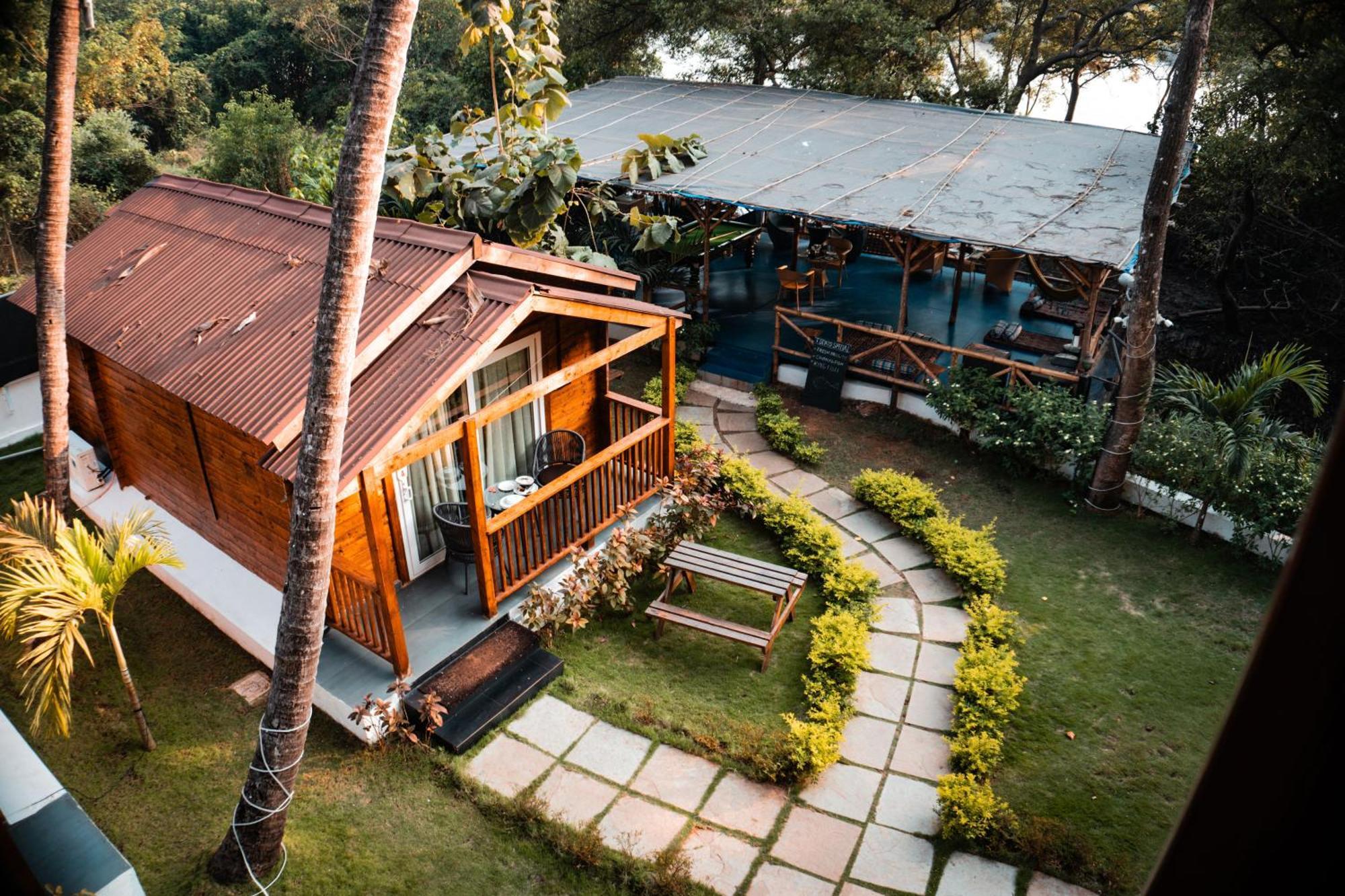 Tranquill Riverside Luxury Cottages With Bathtub, Candolim Eksteriør billede